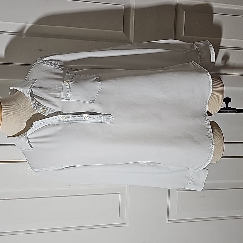 Per Se women's pop over Henley style shirt. Size medium. Long sleeves. White. - Picture 1 of 9
